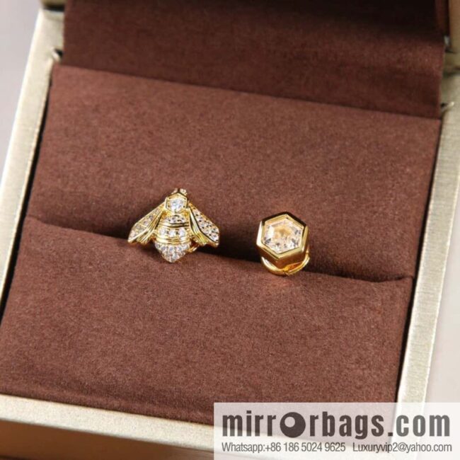 ☀️CHAUMET BEE MY LOVE Love Nest Series Bee Stud Earrings ☀️