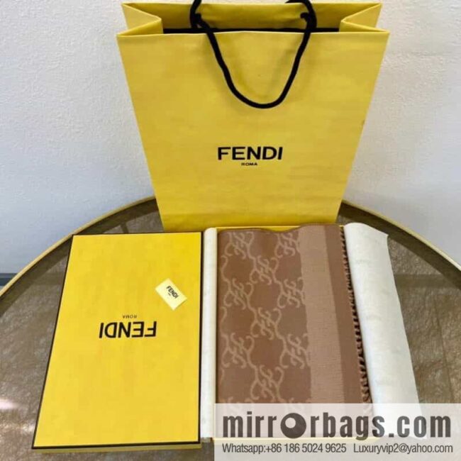 FENDI Fendi\'s new double-sided scarf