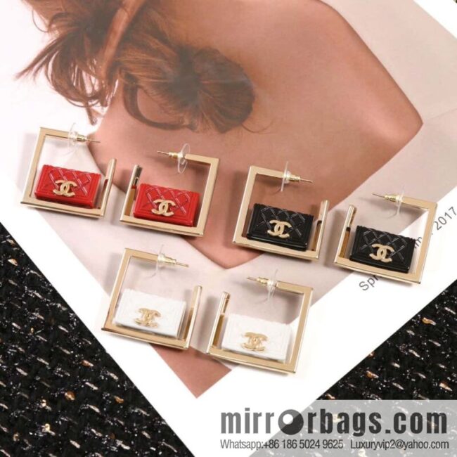 ☀️New ☑️ Chanel C1 double c diamond bag 👜 stud earrings ☀️
