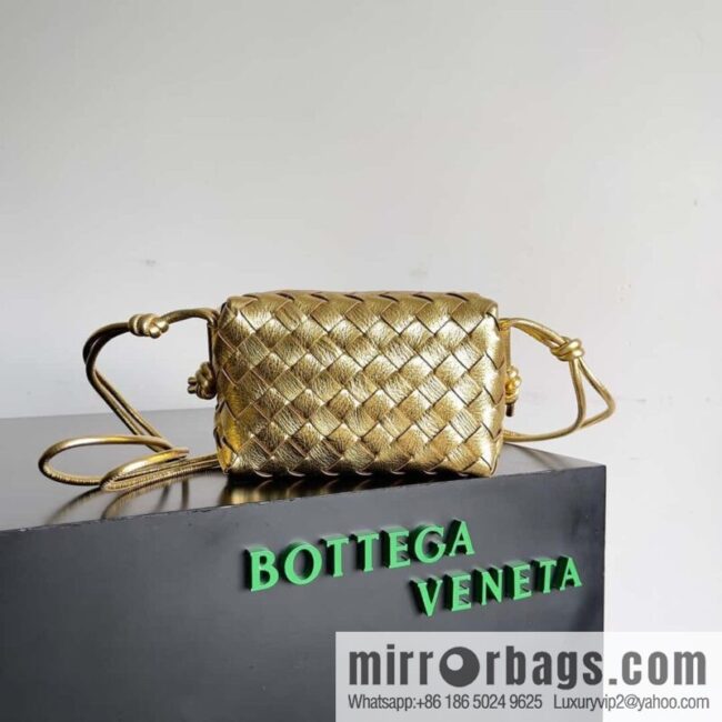Bottega Veneta, model number 680254, the new model is coming, woven mini round square bag.