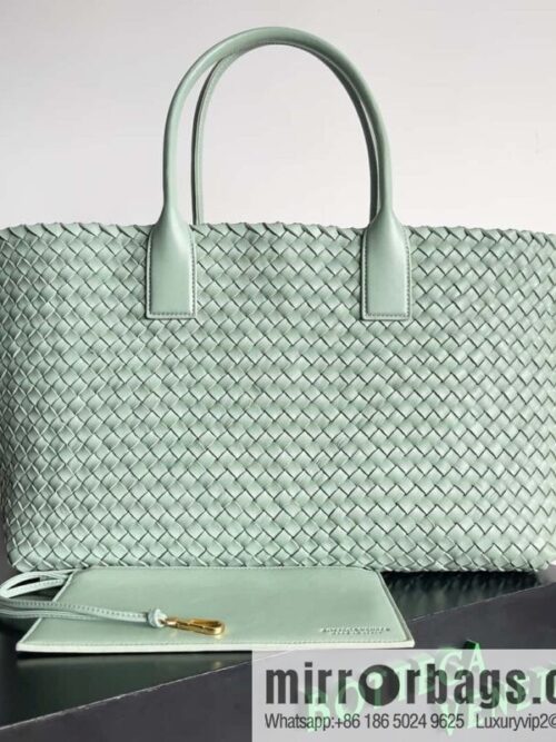 B new Cabat large shopping bag model number: 608811