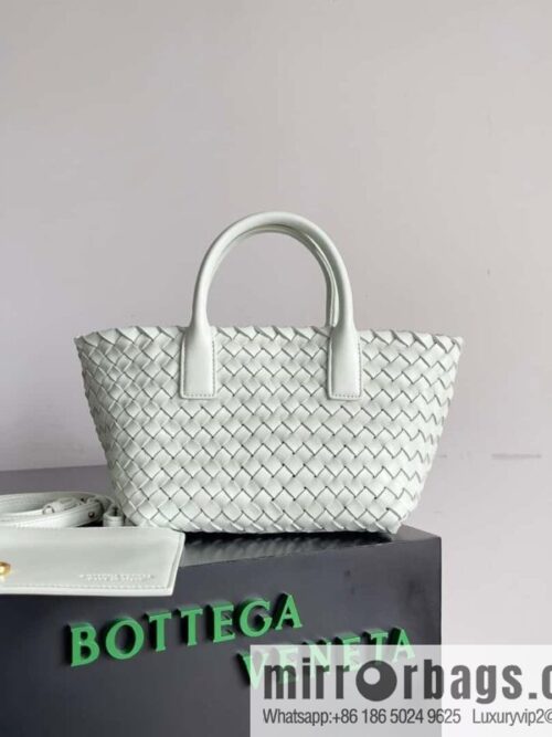BV Mini Cabat limited edition mini vegetable basket model number: 709464