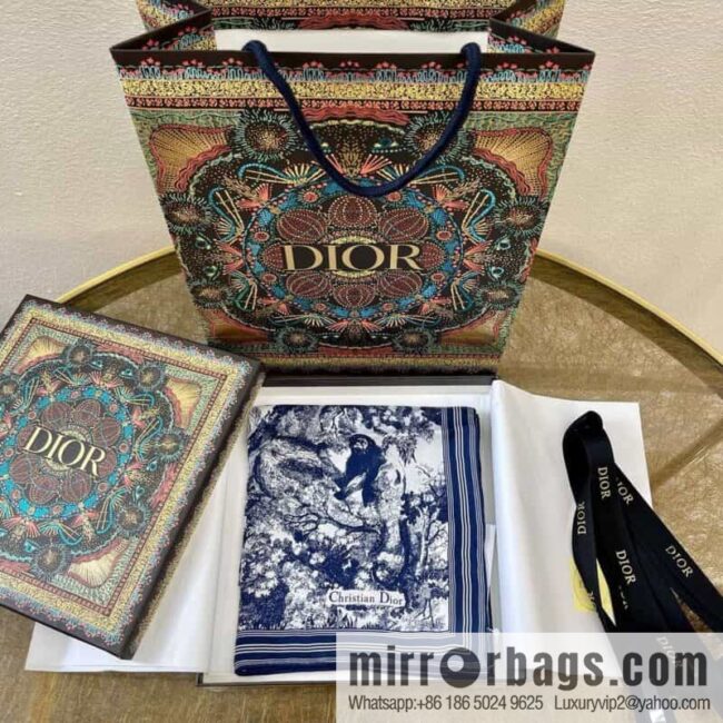 Dior 100% silk scarf with pattern from the Dior Jungle Collection