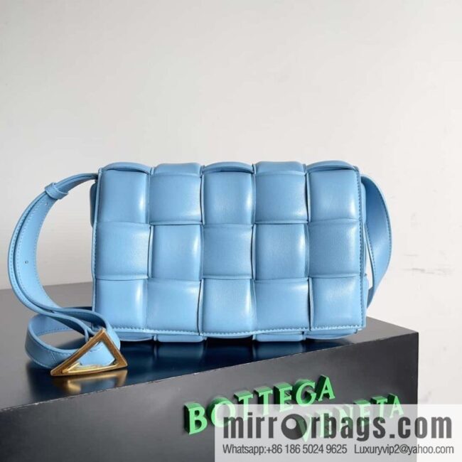 IMG_1290-800x800d0jhxi13tog63744_20250719013657.jpg New color~ Hurricane Blue BV Cassette bag Cassette bag Pillow bag, item number: 70094