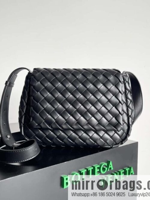 IMG_1308-800x800itrb43xj3f163722_20250719013641.jpg #B\'s new COBBLE Cobble Bag in early autumn of 2023 is the same as Stefanie Sun, model number: 755659.