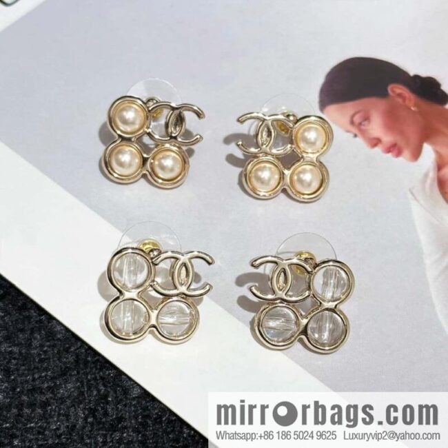 ❗️New ❗️ Chanel earrings ☀️ new ☑️ Chanel c1 double c Tian word earrings ☀️