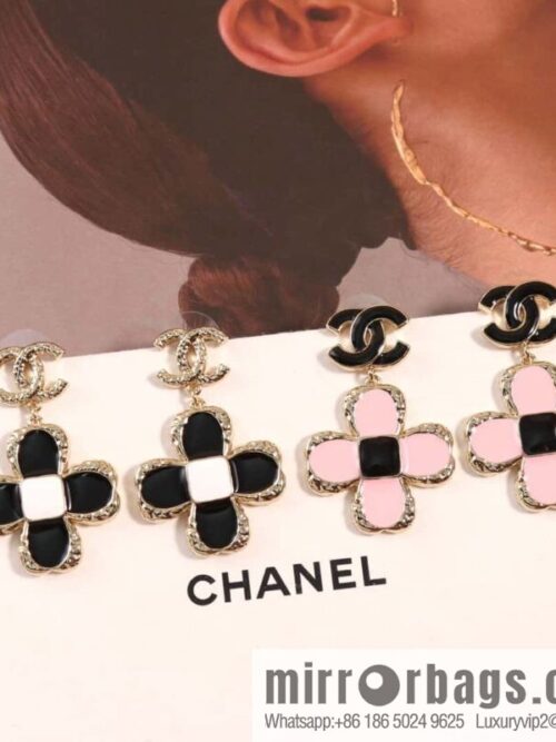 IMG_1385-800x800vrsgx0ui4hg139975_20250705013327.jpg ☀️New ☑️ chanel c2 double c four-leaf clover earrings ☀️