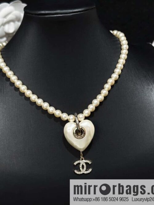 IMG_1389-800x800iae5diyqkxo90661_20250702001049.jpg ❗️New ❗️ Chanel necklace ☀️ new ☑️ Chanel peach heart love necklace ☀️