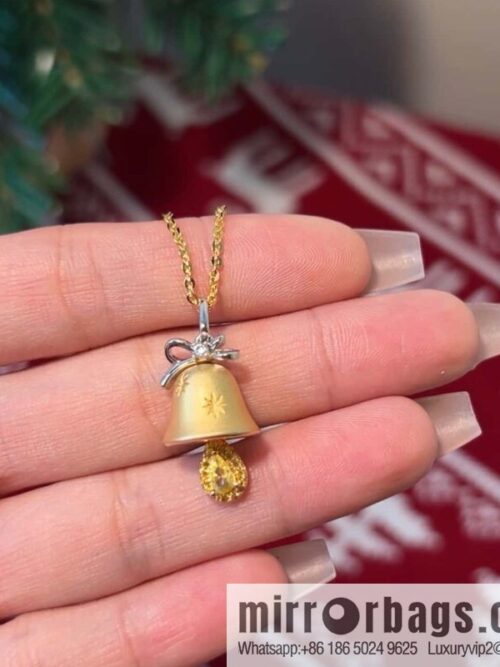 IMG_1460-800x8003g0hcfvmdi0129230_20250702211029.jpg 🎄Christmas gift 🎁 new ☑️ AHKAH bell 🔔 Christmas tree 🎄 gingerbread man necklace