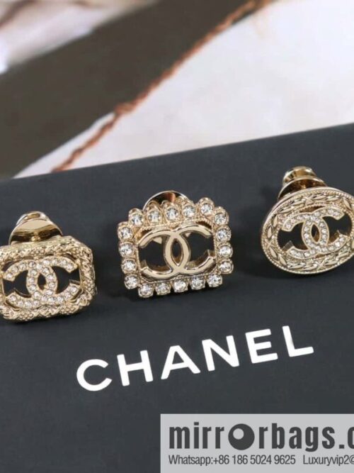 IMG_1523-800x800k4oukneuomu129154_20250702210828.jpg ❗️New ❗️ Chanel Brooch (3-in-1) ☀️ New ☑️ Chanel 3-in-1 Brooch ☀️