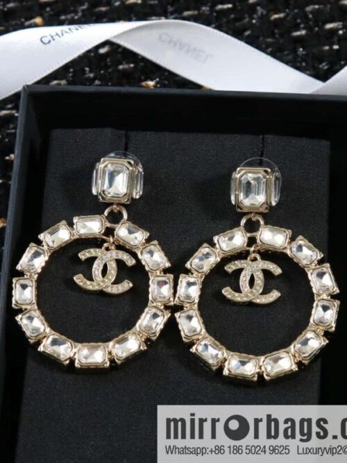 IMG_1541-800x800xzk1uisn35o129132_20250702210749.jpg ☀️New ☑️ Chanel C2 double c square diamond round stud earrings ☀️
