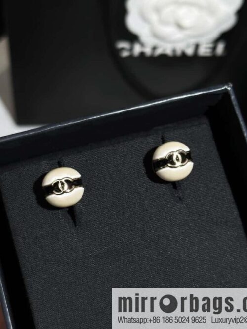 IMG_1572-800x8004qnsv03lkjk81508_20250701193808.jpg ❗️New ❗️ Chanel stud earrings ☀️ new ☑️ Chanel c1 double c pearl stud earrings ☀️