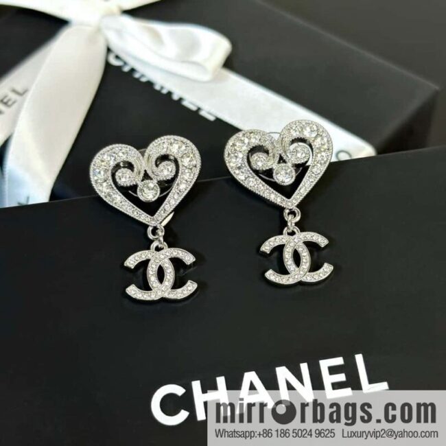☀️New ☑️ chanel c2 double c full diamond peach heart love earrings