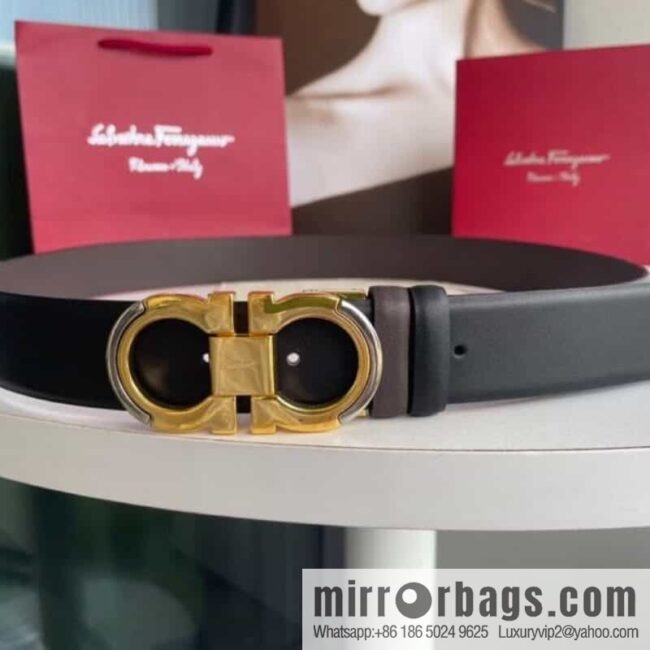 Ferragamo\'s new 3.5cm Gancio double-circle intercolored edge metal clip buckle, with the first layer of cowhide belt