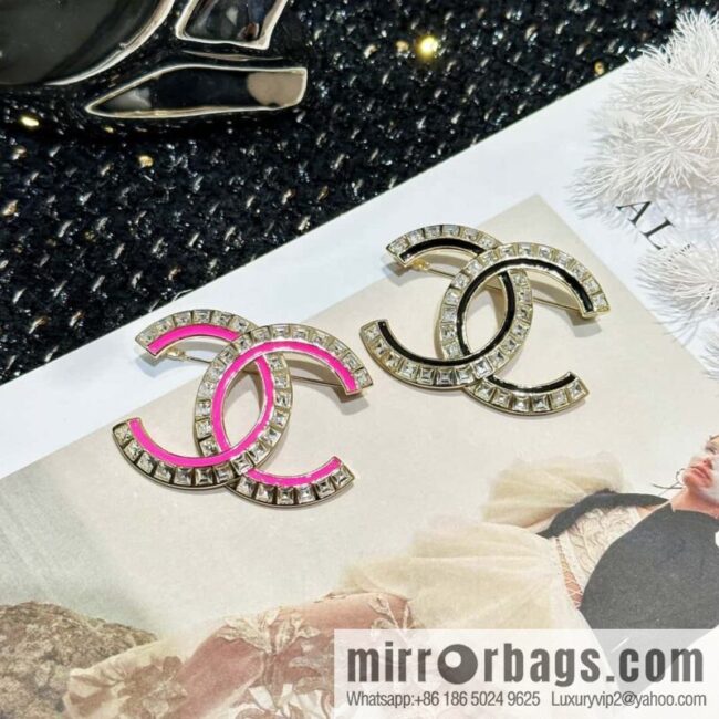 IMG_1757-800x800k1o2zrc1mtu128934_20250702210206.jpg ☀️New ☑️ Chanel Double C Drip Diamond Brooch
