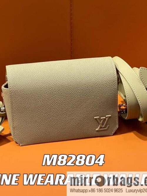 [Boutique‑grade] M82804 apricot, full leather men\'s bag messenger bag series, new FASTLINE WEARABLE WALLET handbag in autumn and winter