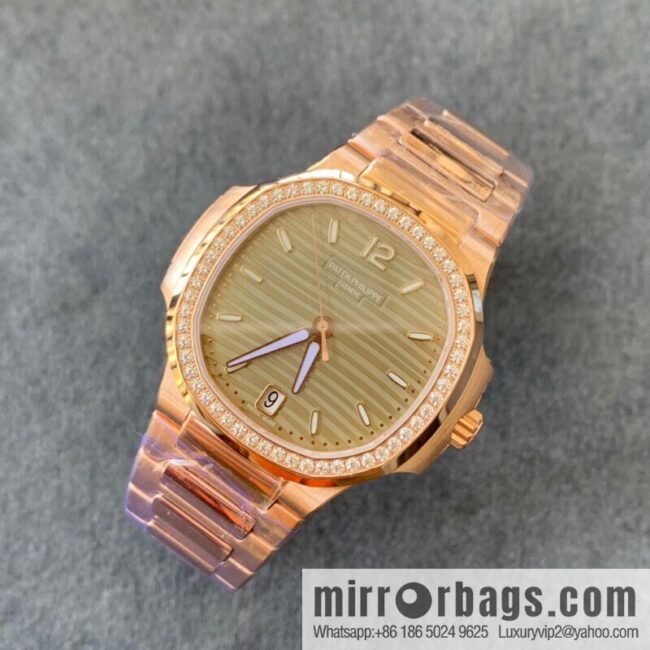 Patek Philippe Sports Elegance Series Nautilus Women\'s 7118 Model 1. New Customized Edition Cal.324SC Integrated Self-winding Movement