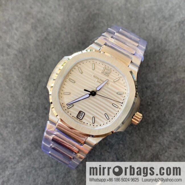 Patek Philippe Sports Elegance Series Nautilus Women\'s 7118 Model 1. New Customized Edition Cal.324SC Integrated Self-winding Movement
