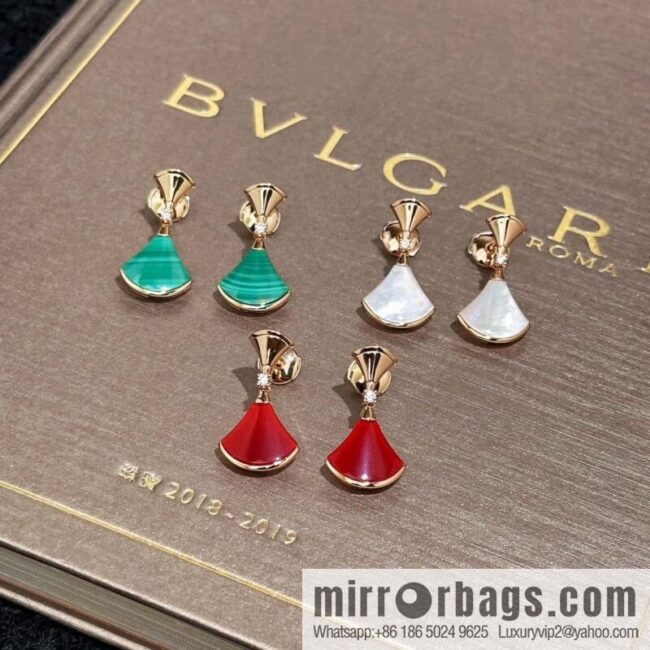 ❗️New ❗️ ☀️ Original ☀ BVLGARI DIVAS\'DREAM chalcedony white fritillary malachite fan stud earrings ☀️