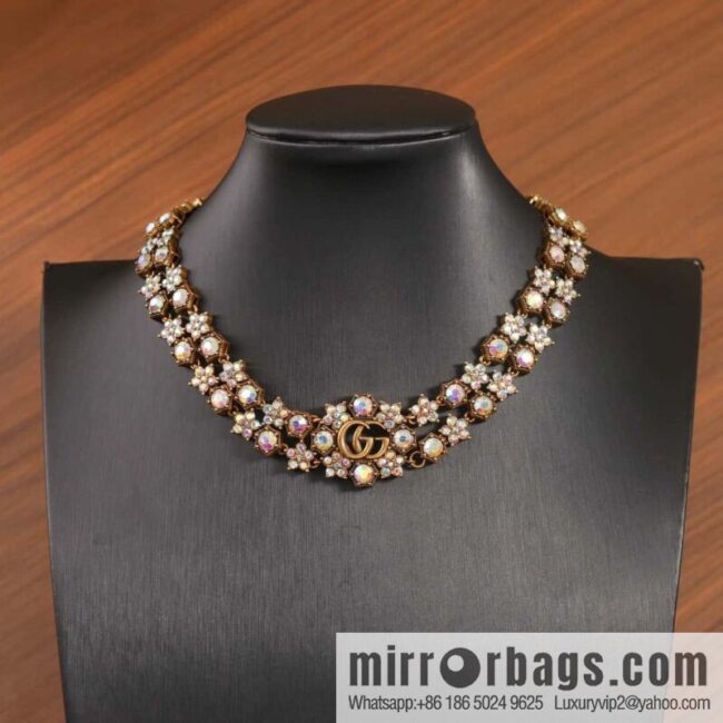 IMG_1988-800x800hduzl4cidqt139760_20250705012639.jpg ☀️New Gucci Gucci Double G Full Diamond Double Crystal Flower Necklace, Bracelet ☀️