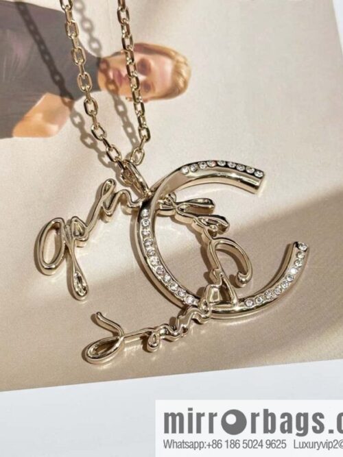 IMG_2028-800x80055yatikzkek80987_20250701192235.jpg ❗️New ❗️ Chanel necklace ☀️ new ☑️ Chanel half double c letter necklace ☀️