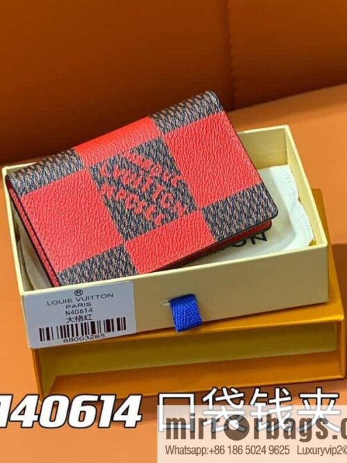 [Boutique‑grade] M40614 red big plaid pocket wallet