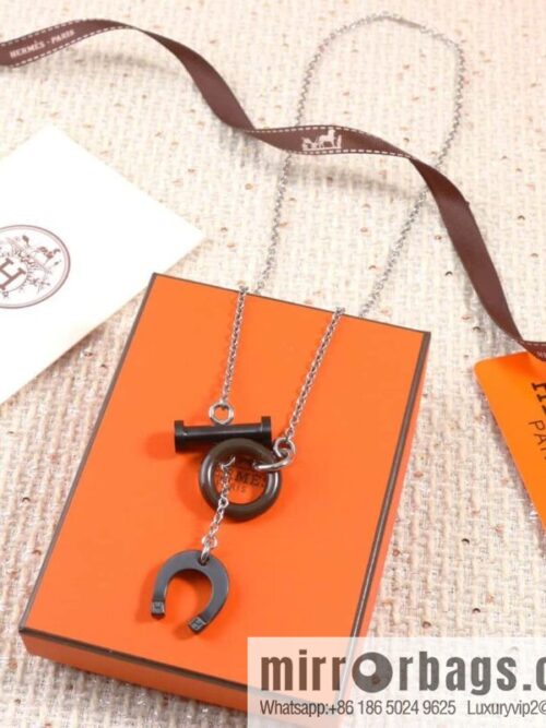 ☀HERMES Carrousel Buffalo Horn Necklace ☀