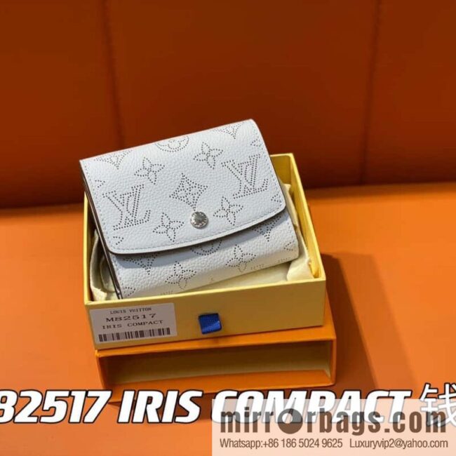 [Premium‑quality] M82517 light purple, full leather flip wallet series IRIS COMPACT wallet