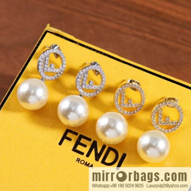 New FENDI Fendi full diamond hollow double F pearl stud earrings