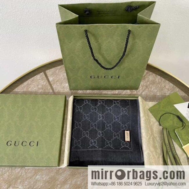 IMG_2279-1-800x8002ytwxo3hz0i92986_20250702011907.jpg GUCCI Gucci GG Jacquard pattern knitted wool scarf 133483