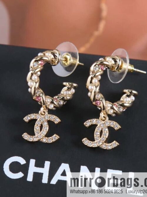 IMG_2340-800x800ucmdpzocj5a148885_20250705072206.jpg ☀️New ☑️ Chanel C2 double c twist pink diamond pearl stud earrings