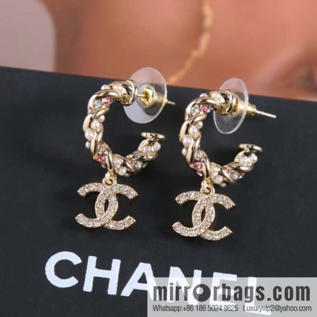 ☀️New ☑️ Chanel C2 double c twist pink diamond pearl stud earrings