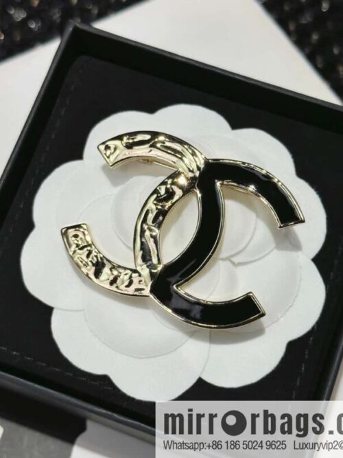 IMG_2341-800x800om2qwvg1qdr128769_20250702205712.jpg ☀️New ☑️ Chanel double c black dripping double parcel brooch