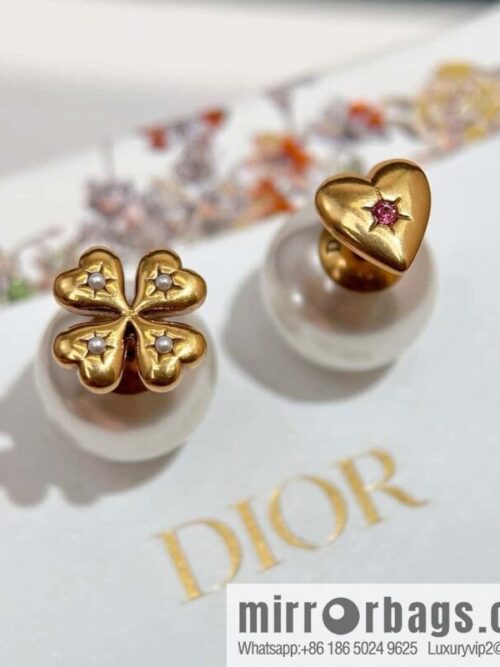IMG_2445-800x8003nxtyc5k1cf80583_20250701191059.jpg New ☑️ Dior heart love four-leaf clover pearl stud earrings
