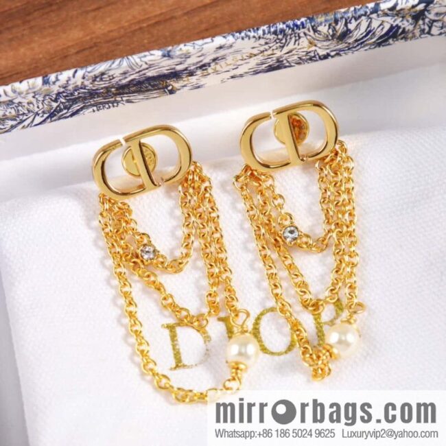 New ☑️ Dior gold CD fringed stud earrings