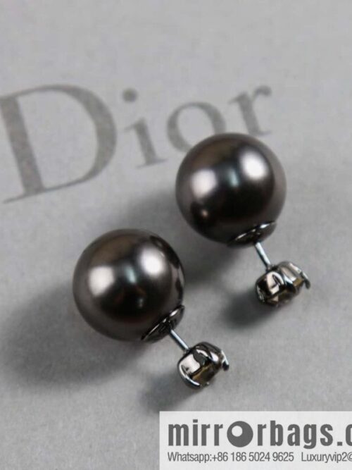 IMG_2596-800x800ksxn1ztdcvf148631_20250705071345.jpg New ☑️ DIOR black diamond black pearl stud earrings
