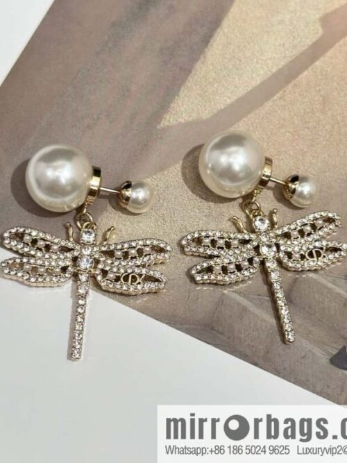 IMG_2648-800x8001qvwe0svsq380367_20250701190447.jpg New ☑️ Dior size pearl dragonfly stud earrings
