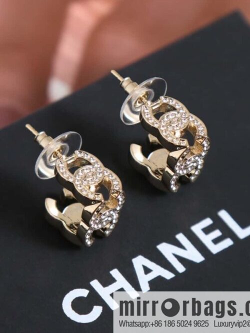 IMG_2655-800x800kjxr3lenzhj148598_20250705071241.jpg ☀️New ☑️ Chanel C1 double c square full diamond dice stud earrings ☀️