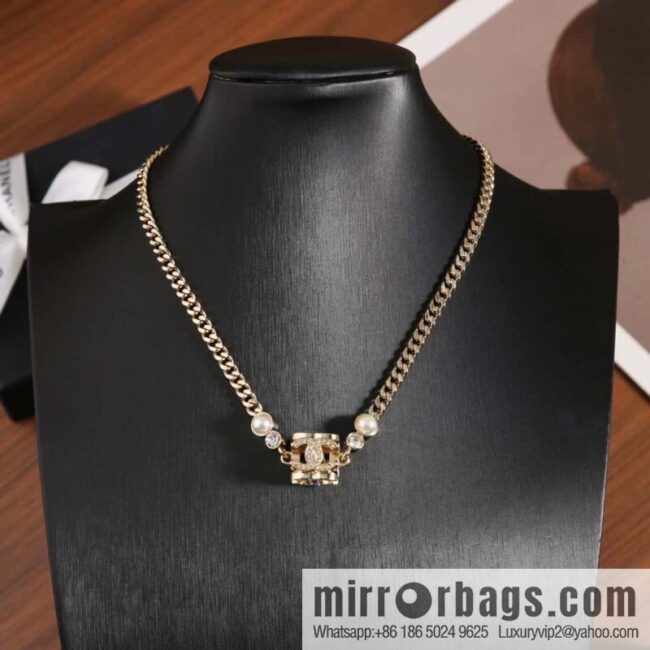 ☀️New ☑️ Chanel Double C Square Full Diamond Dice Necklace ☀️