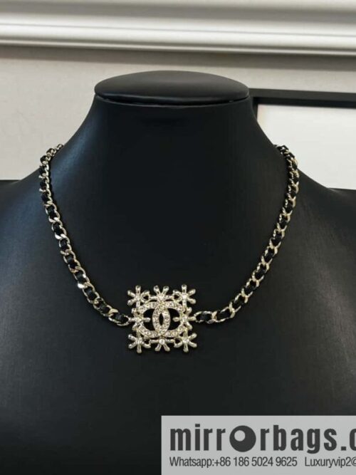 IMG_2759-800x800sba0ygefcq4148477_20250705070832.jpg ☀️New ☑️ Chanel Double C Square Flower Black Leather Rope Necklace Necklace Choker ☀️