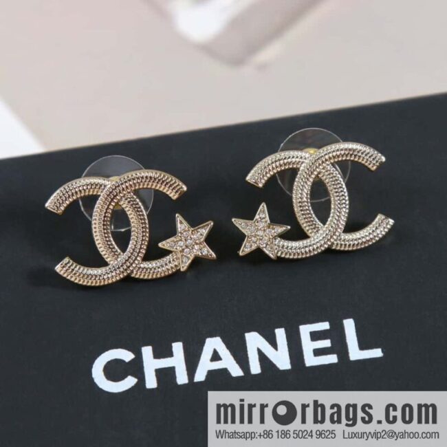 New ☑️ Chanel c1 double c five-pointed star stud earrings