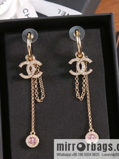 IMG_2873-800x800k01cbf3sjna148345_20250705070403.jpg New ☑️ Chanel c2 double c tassel pink diamond round stud earrings