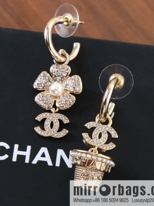 IMG_2953-800x8003nn00doneh5136299_20250704223413.jpg ☀️New ☑️ chanel c3 asymmetrical full diamond double c flower pearl stud earrings ☀️