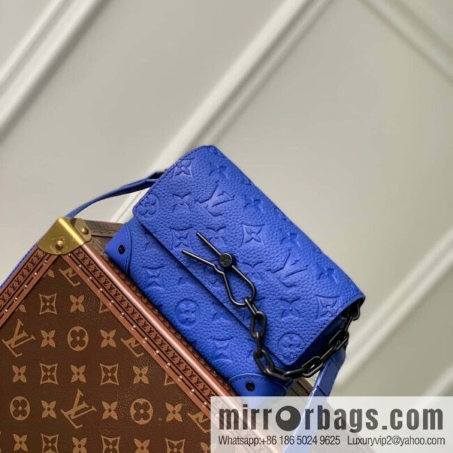 M82571 Steamer mini handbag
