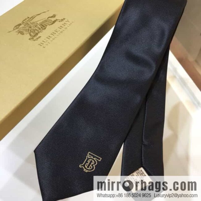 Burberry 100% Top Jacquard Silk B Logo Tie