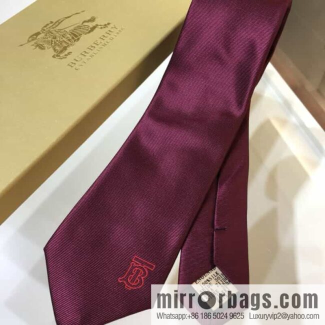 Burberry 100% Top Jacquard Silk B Logo Tie