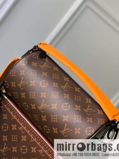 IMG_3243-800x800ajfg1xuxocz59733_20250719004408.jpg M46691 new SOFT POLOCHON handbag of the season