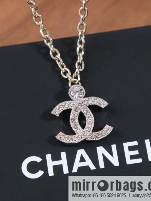 IMG_3245-800x8000jwbamcufko136200_20250704223045.jpg ☀️New ☑️ Chanel Double C Full Diamond Necklace ☀️