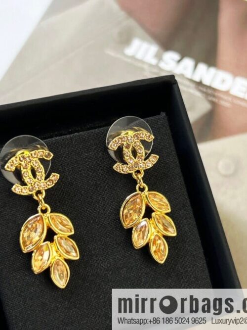 IMG_3259-800x800ejanttppyvs206081_20250709071902.jpg New Chanel double c wheat stud earrings