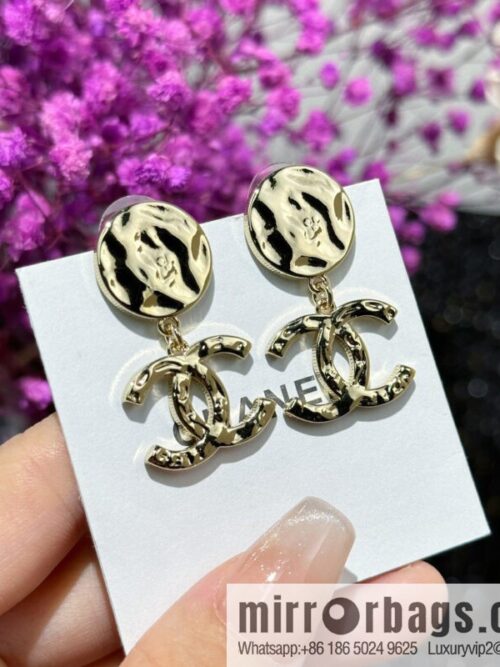 IMG_3393-800x800xlk43wjdtmj124974_20250702183329.jpg ☀️New ☑️ Chanel C2 double c round stud earrings